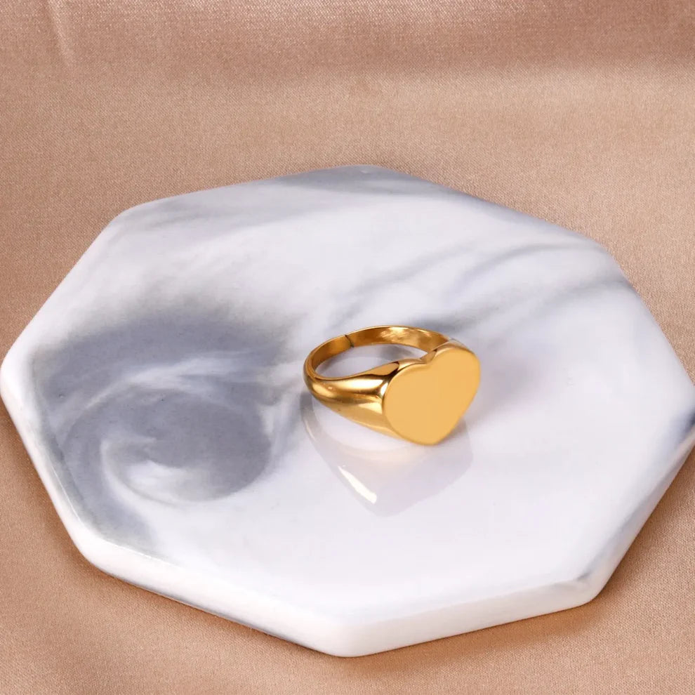 Flat Gold Heart Ring